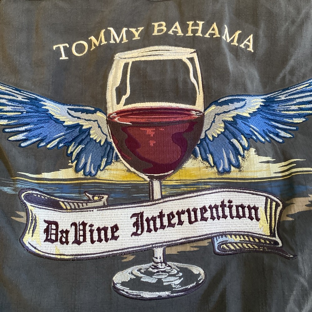 VTG Tommy Bahama Mens Embroidered Silk Camp Shirt Da Vine Intervention Wine Sz M